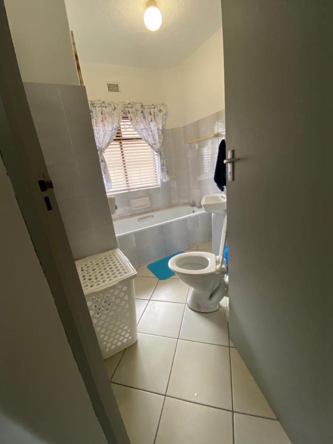 Apartment 6 Uitsig Uvongo Margate