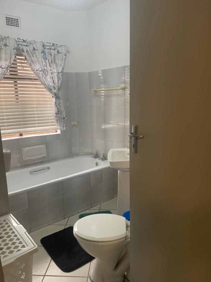Apartment 6 Uitsig Uvongo